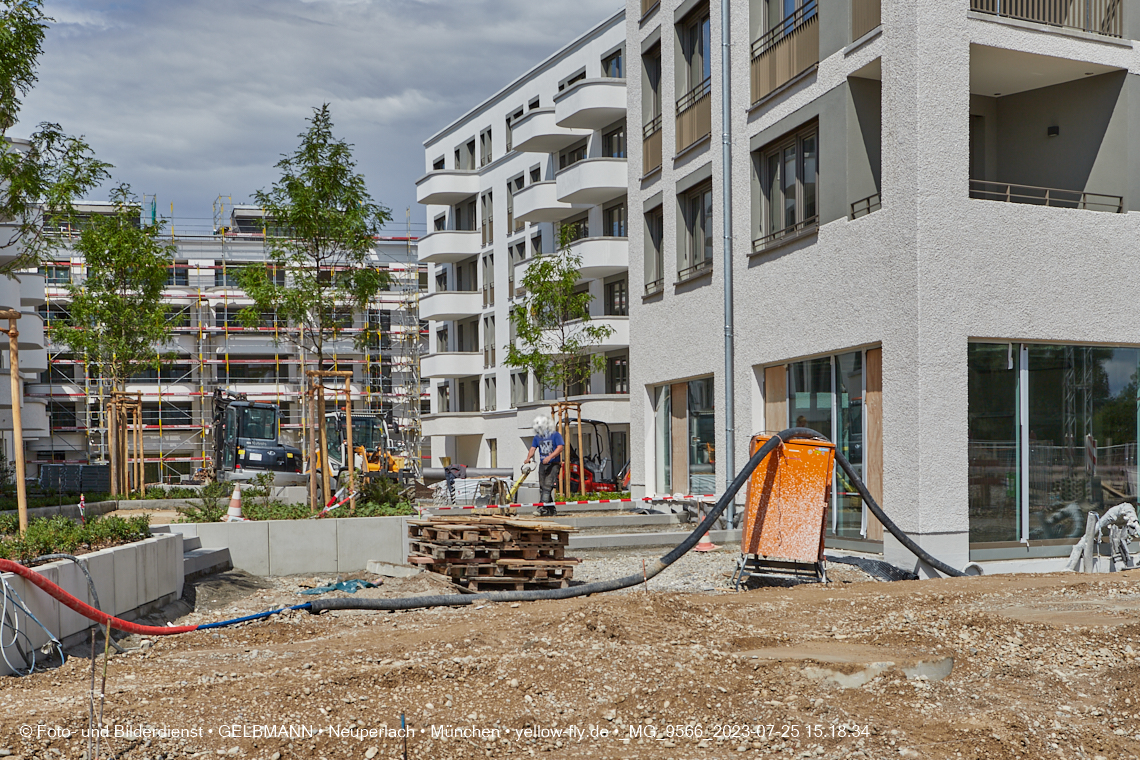 25.07.2023 - Rundgang im Alexisquartier in Neuperlach